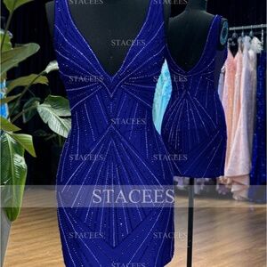 Cocktail/homecoming dress